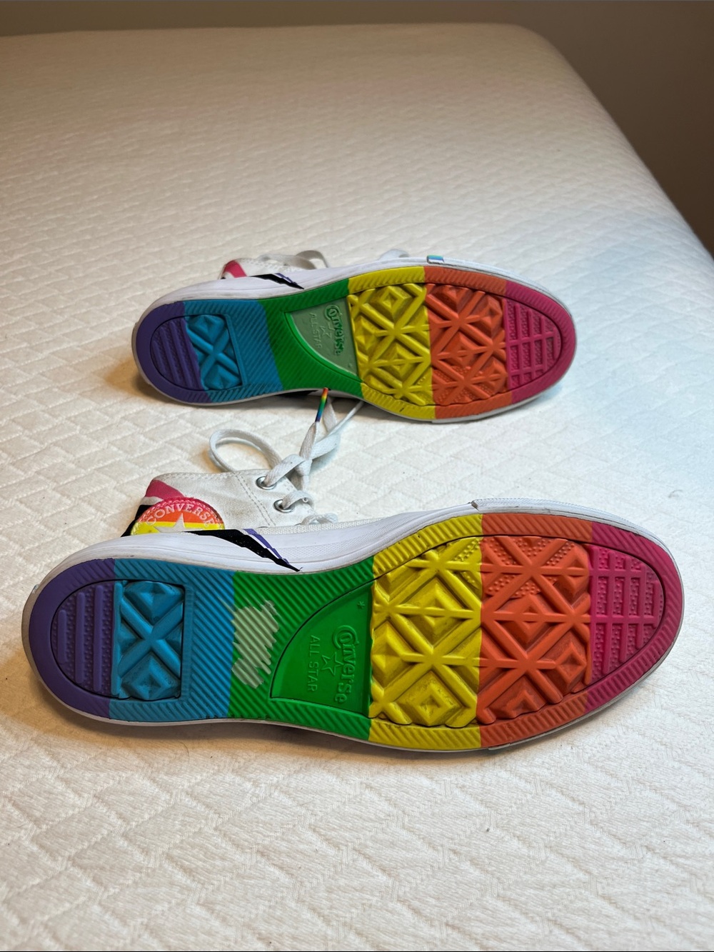 Converse Rainbow Lightning Bolt High-Top Sneakers, women’s 8.5 - Picture 10 of 10